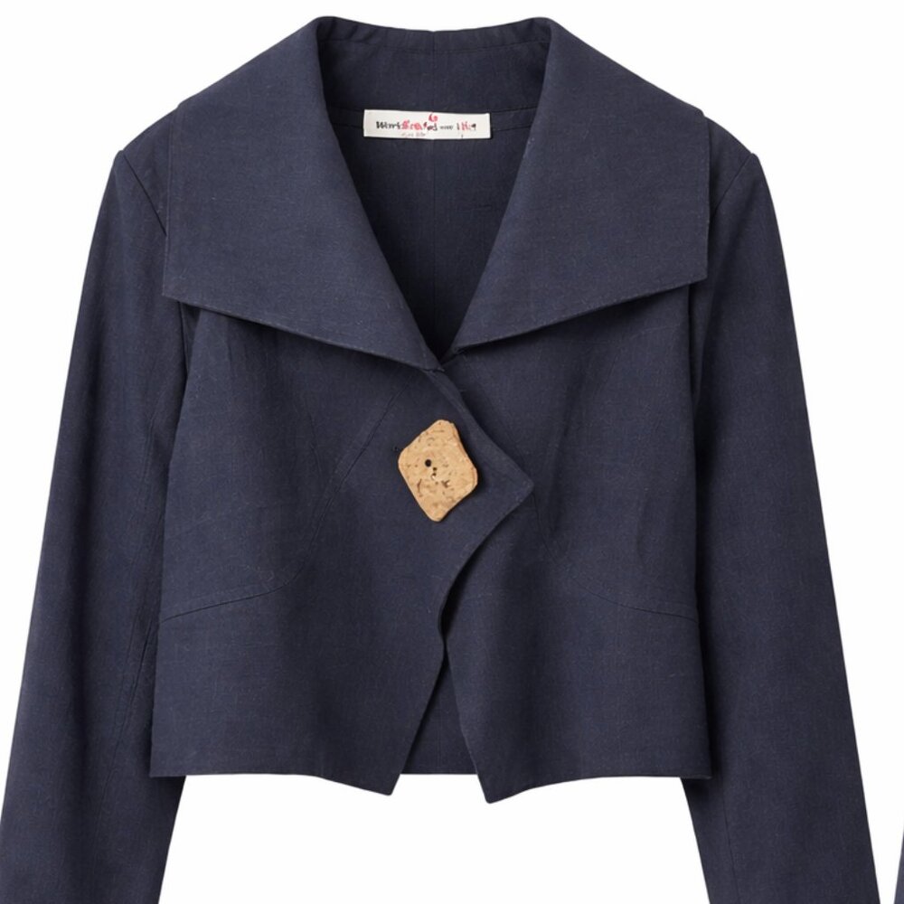 WorldFolkArt Canada Navy Cropped Blazer – Sculptural Collar – Size S
